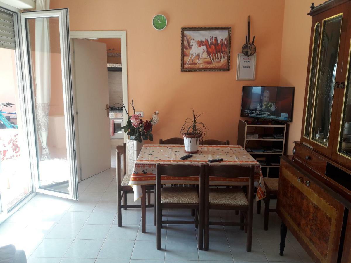 Welcome House Apartment Olbia Bagian luar foto