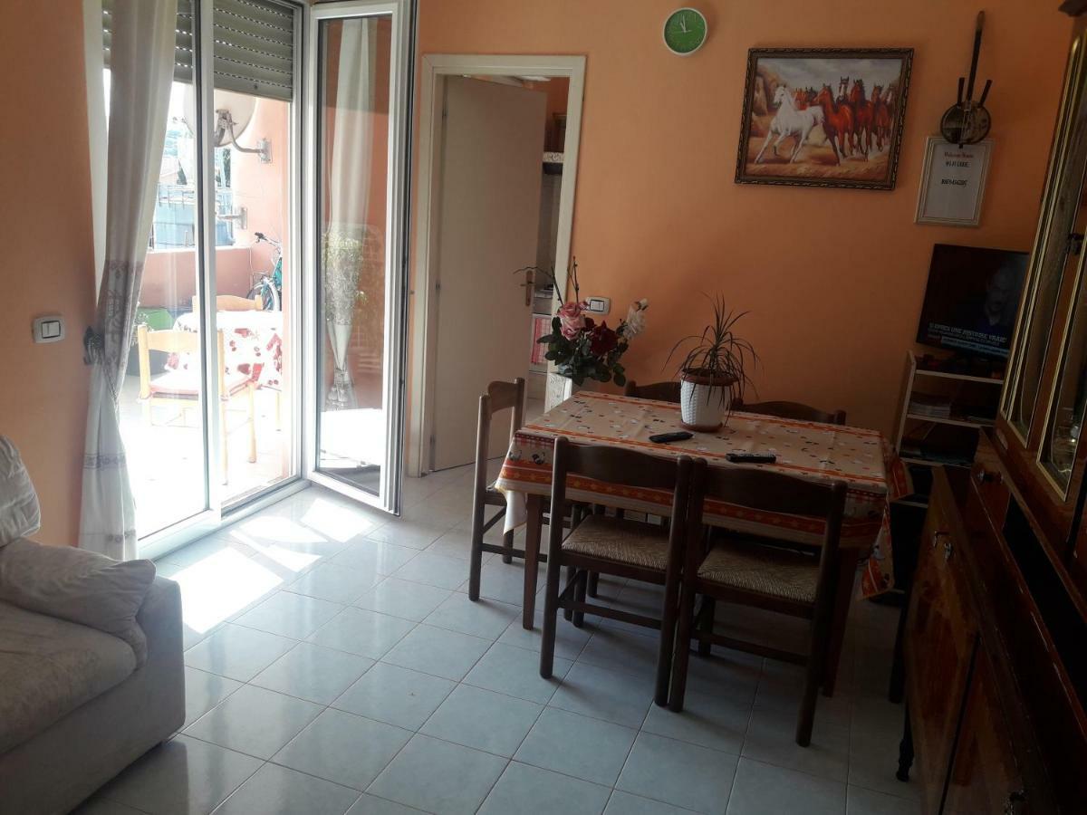 Welcome House Apartment Olbia Bagian luar foto